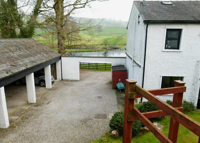 Four Seasons Дом отдыха Стейвли